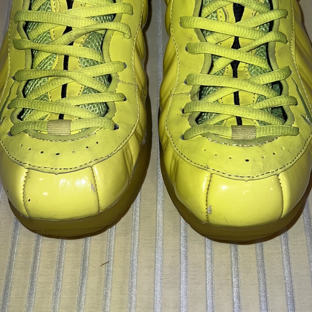 2014 Nike Air Foamposite Pro Volt Size 7 624041-700 - Picture 6 of 13
